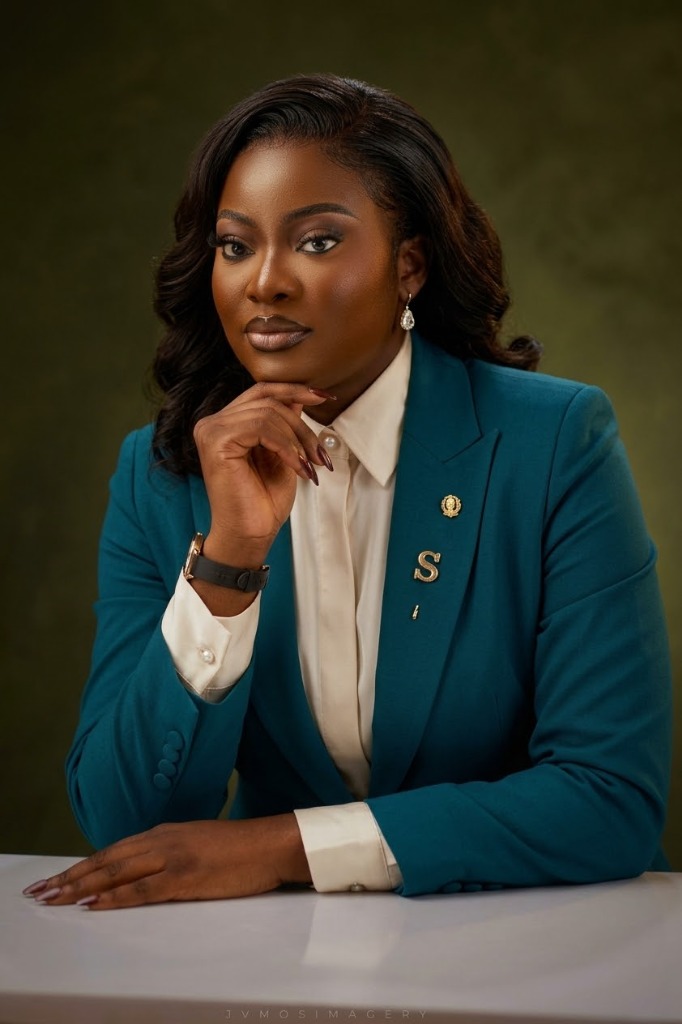 Anuoluwapo Favour Adeoye - Executive Legal Assistant | GLA Legal Practitioners
